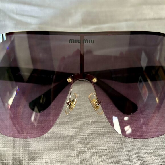 Rare Miu Miu Runway Lilac Crystal Shield Sunglasses - Almost New - Picture 3 of 8